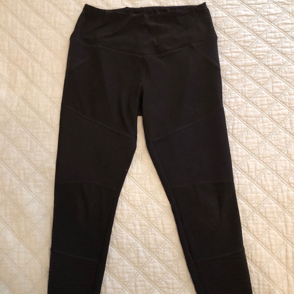 Vogo Athletica Moto Leggings